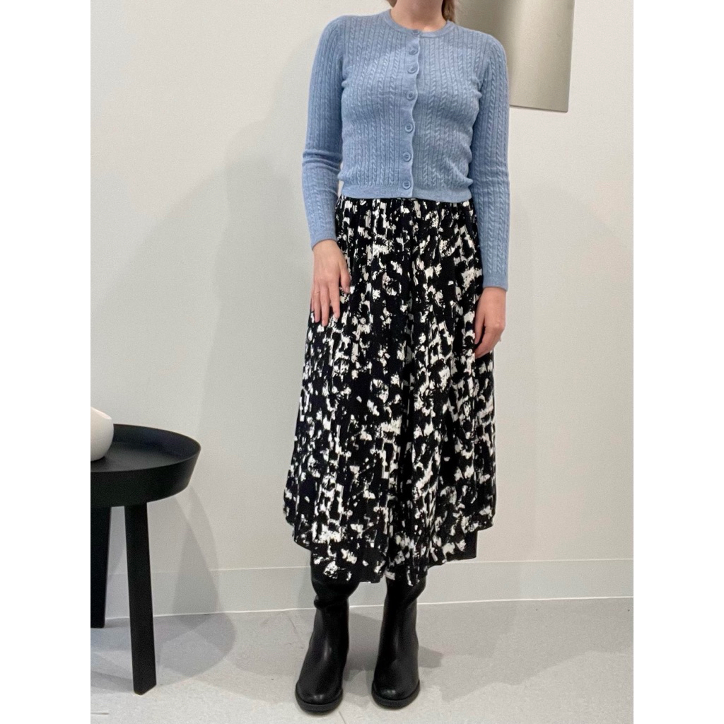 Uniqlo Pleated Midi Skirt