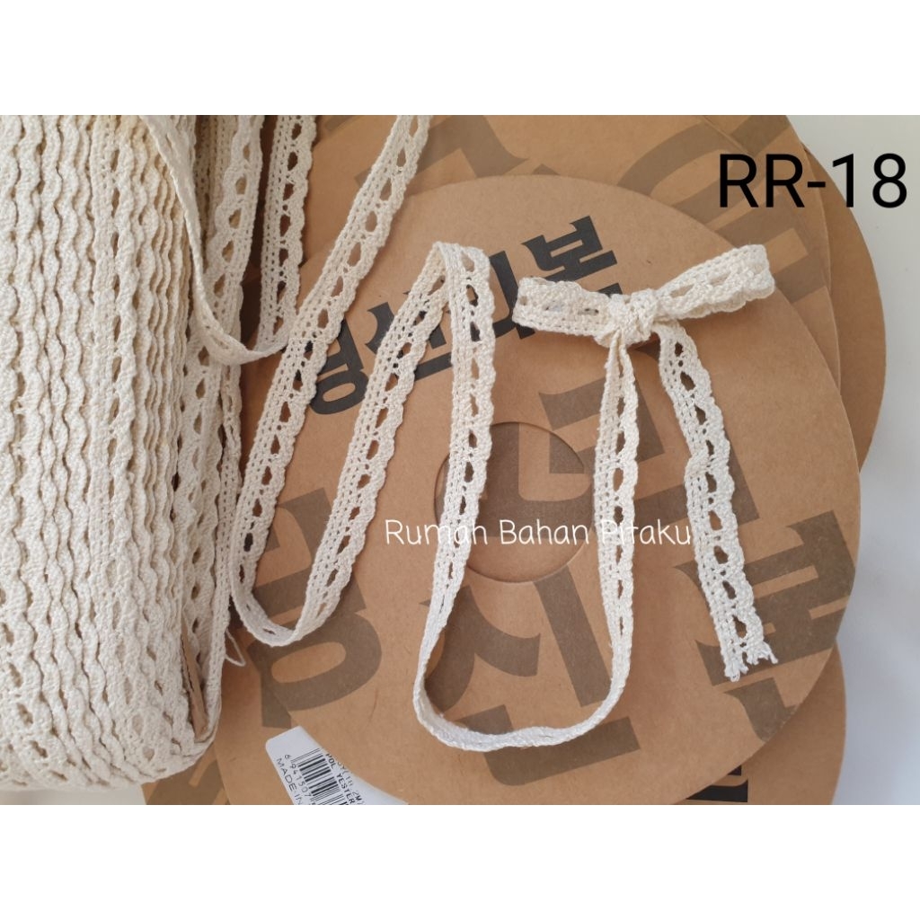 Harga per-Rol (isi 10 yard = 9 meter), Renda Rajut Kait +-1cm, Renda Mukena, Renda dress, Gamis, Ren