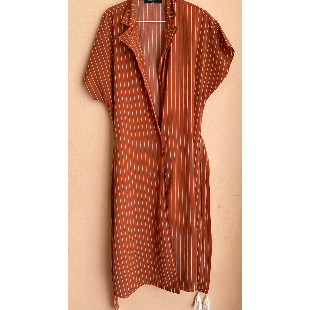 outer simplicity preloved