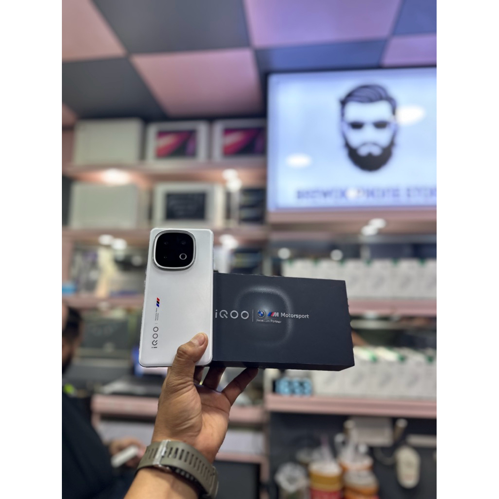 IQOO 13 16/512Gb Fullset Original Siap Pakai