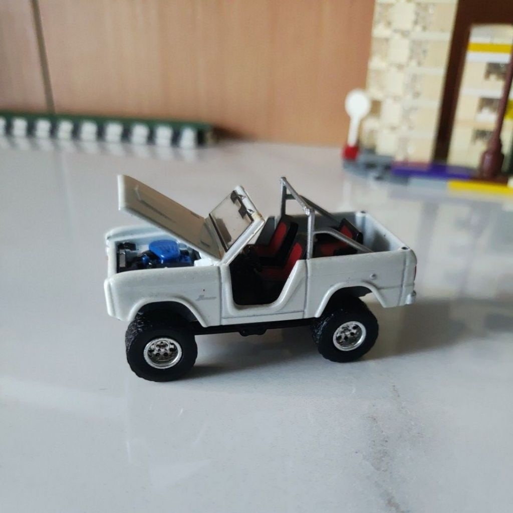 Greenlight 1967 Ford Bronco