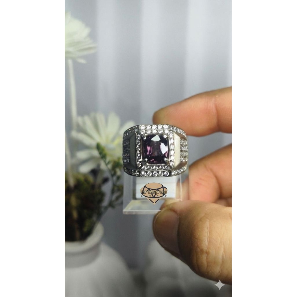 Batu Permata Natural Pink Zircon