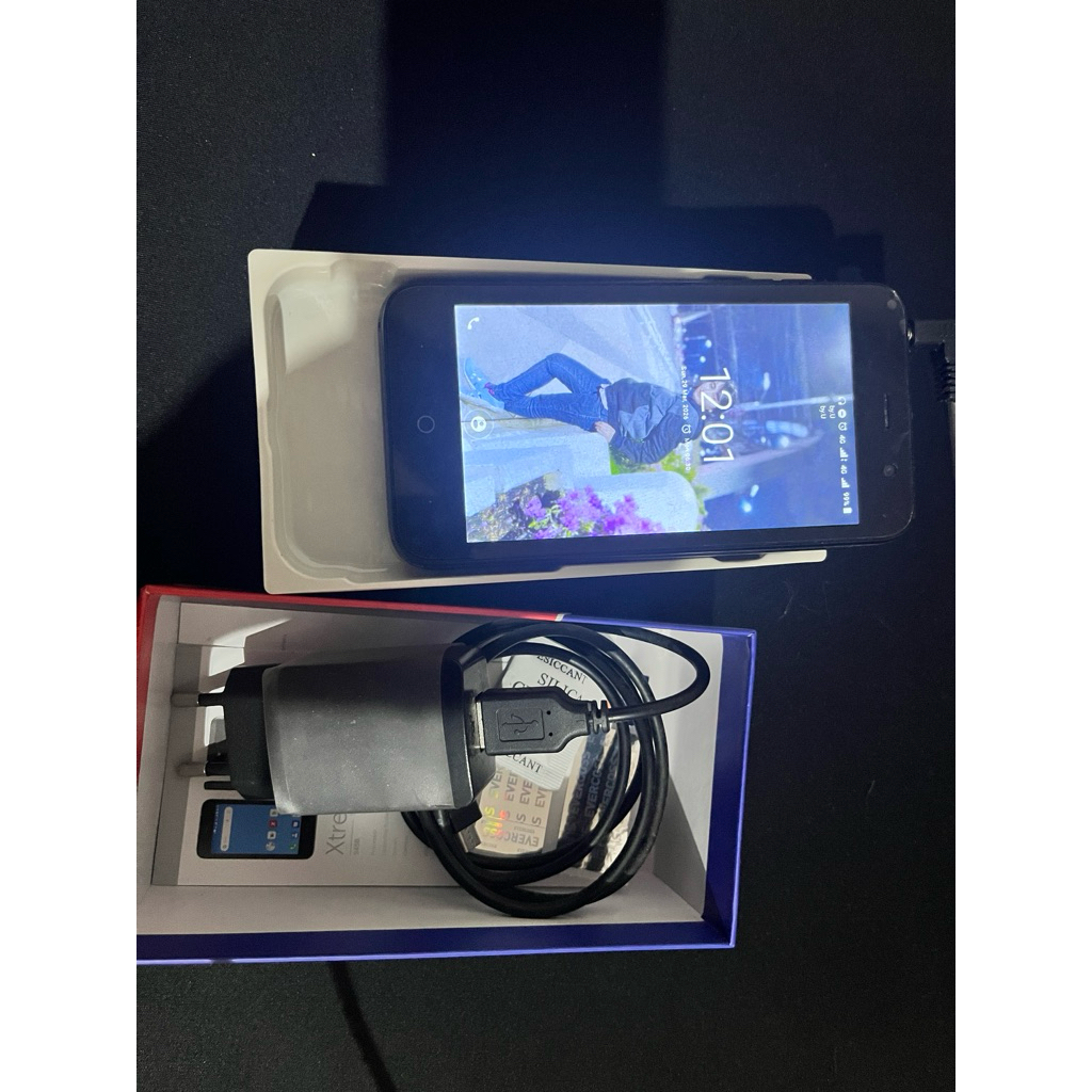 [PRELOVED] XTREAM 2 Smartphone Evercoss SB45