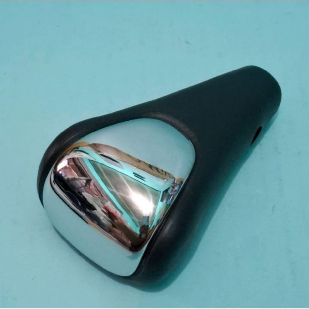 Shift knob Tuas Transmisi Matic TOYOTA AGYA AYLA TOYOTA. ORIGINAL