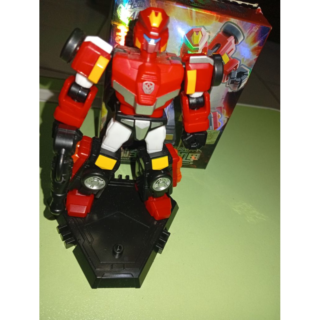 HELLO CARBOT. model kit. FIRE ALARM KING RACER