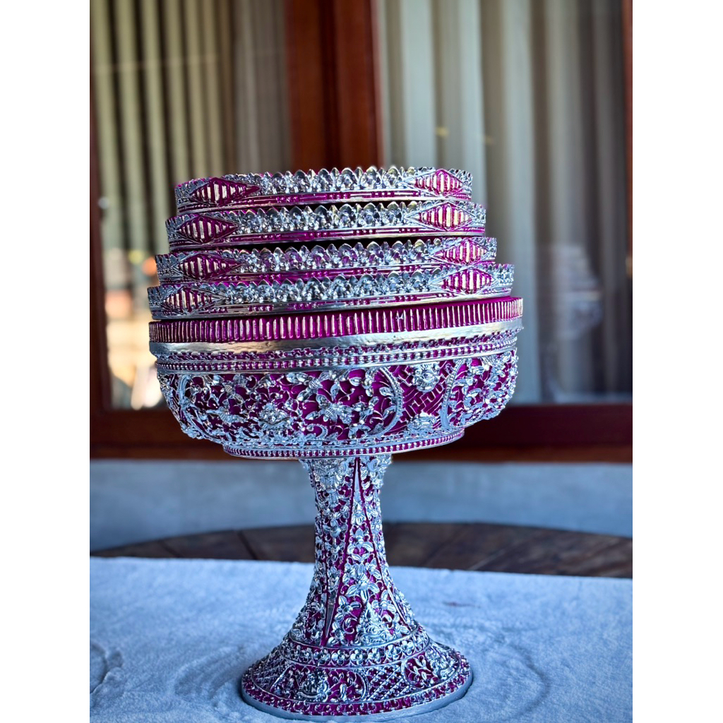 Dulang Genitri 32 cm Susun 4 Warna Ungu Magenta Bahan Fiber Ukiran Mewah Dulang Bali Upacara