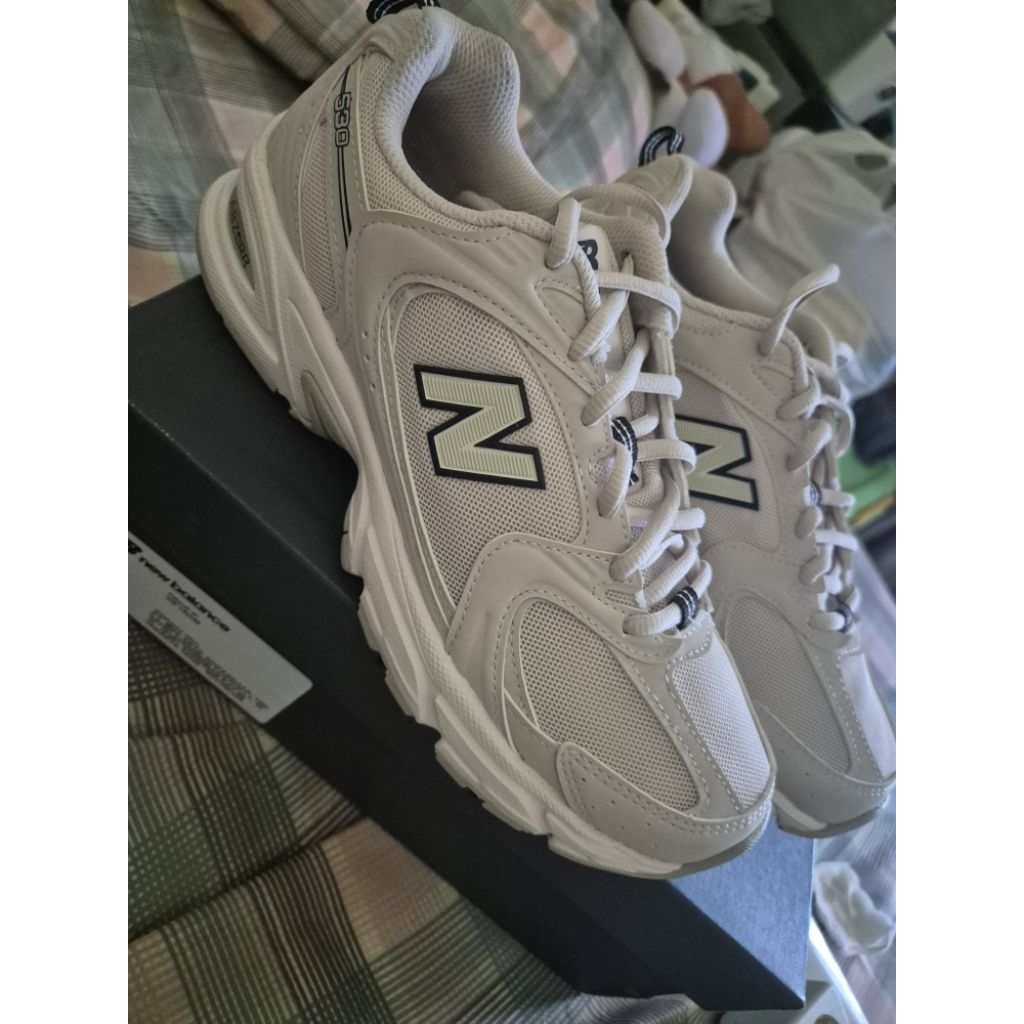 New Balance 530 Ivory - Cream