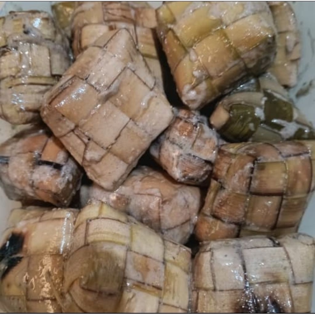 ketupat ketan enakkk bgetttt