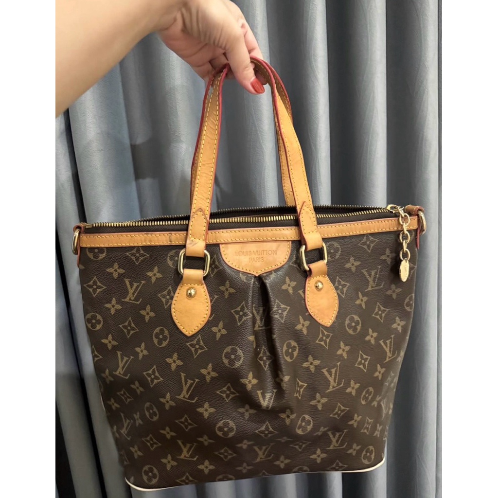 SALE LV Palermo bag