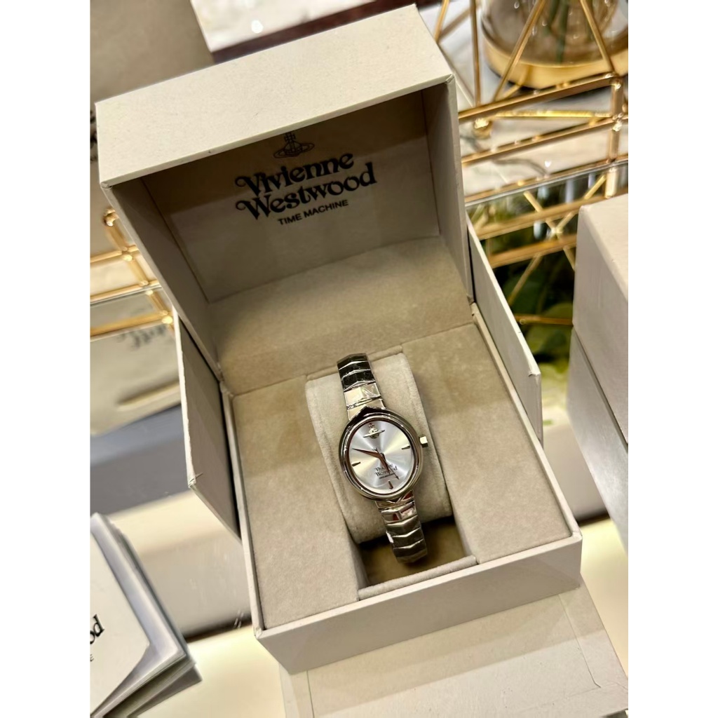 Vivienne Westwood Classic Vintage Petite Women's Watch Dial Size: 30MM