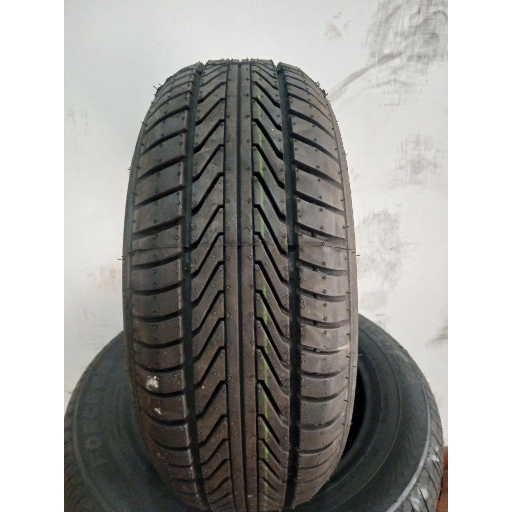 BAN MOBIL FORCEUM D 800 185 55 R15