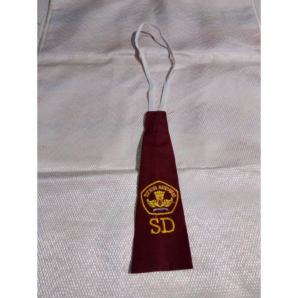 Dasi Perempuan Sekolah Anak SD