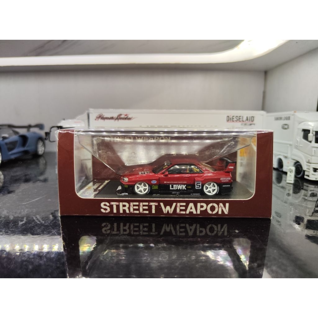 Street Weapon Nissan Skyline Er-34 LBWK Super Silhouette 1/64 Open Hood