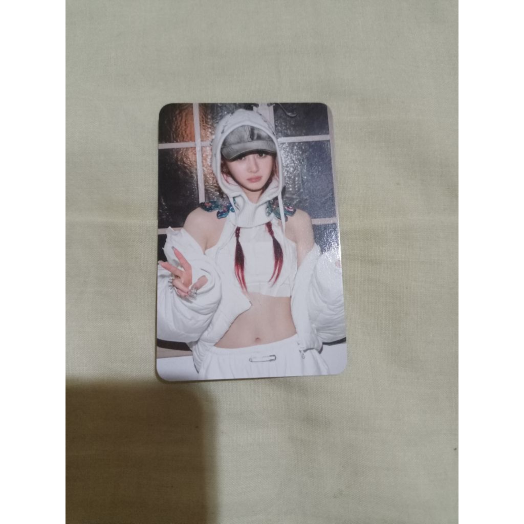 photocard Le Sserafim Yunjin