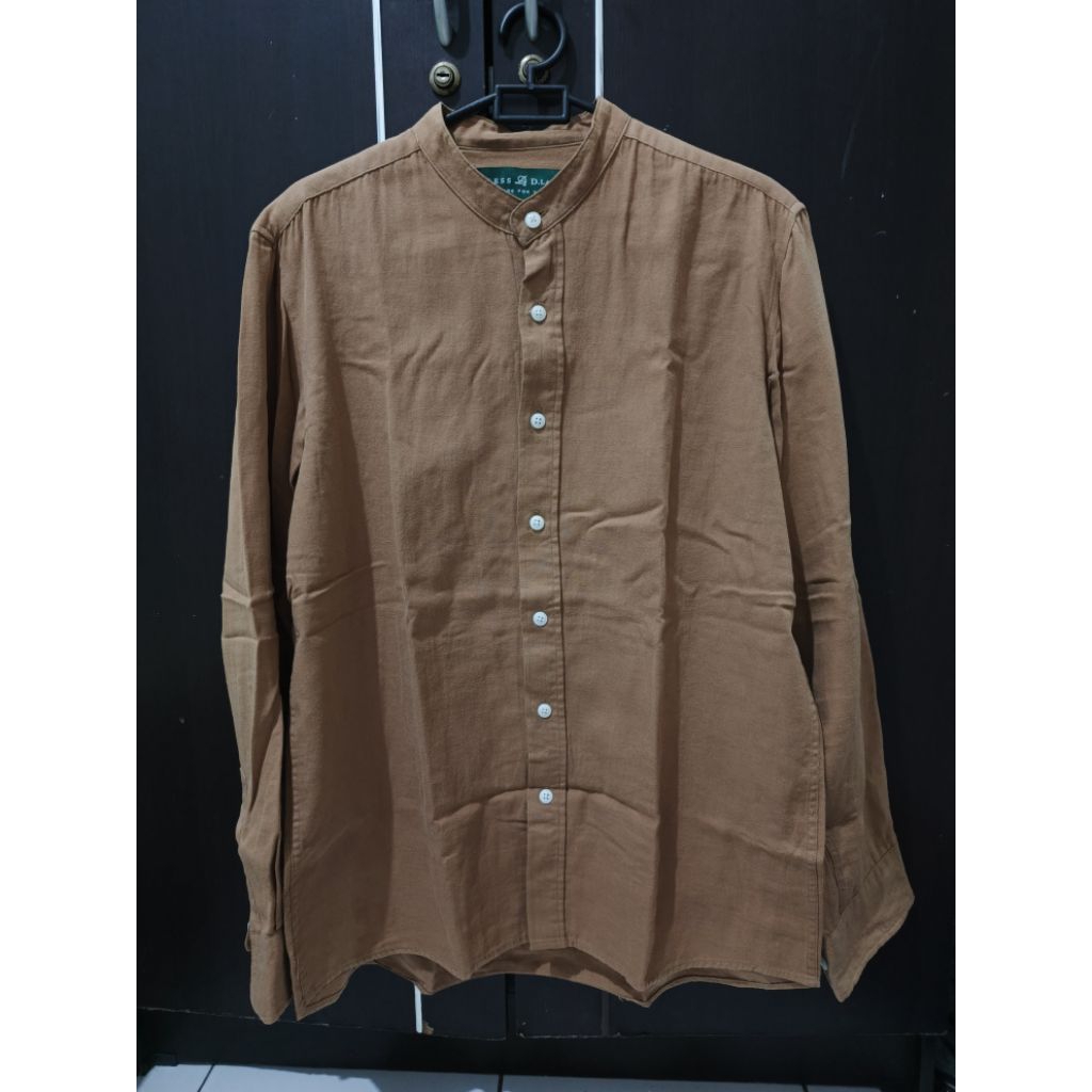 Kemeja kerah shanghai lengan panjang