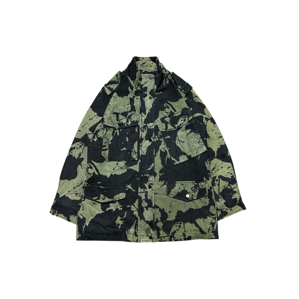 PLA BY PLASTIC ISLAND