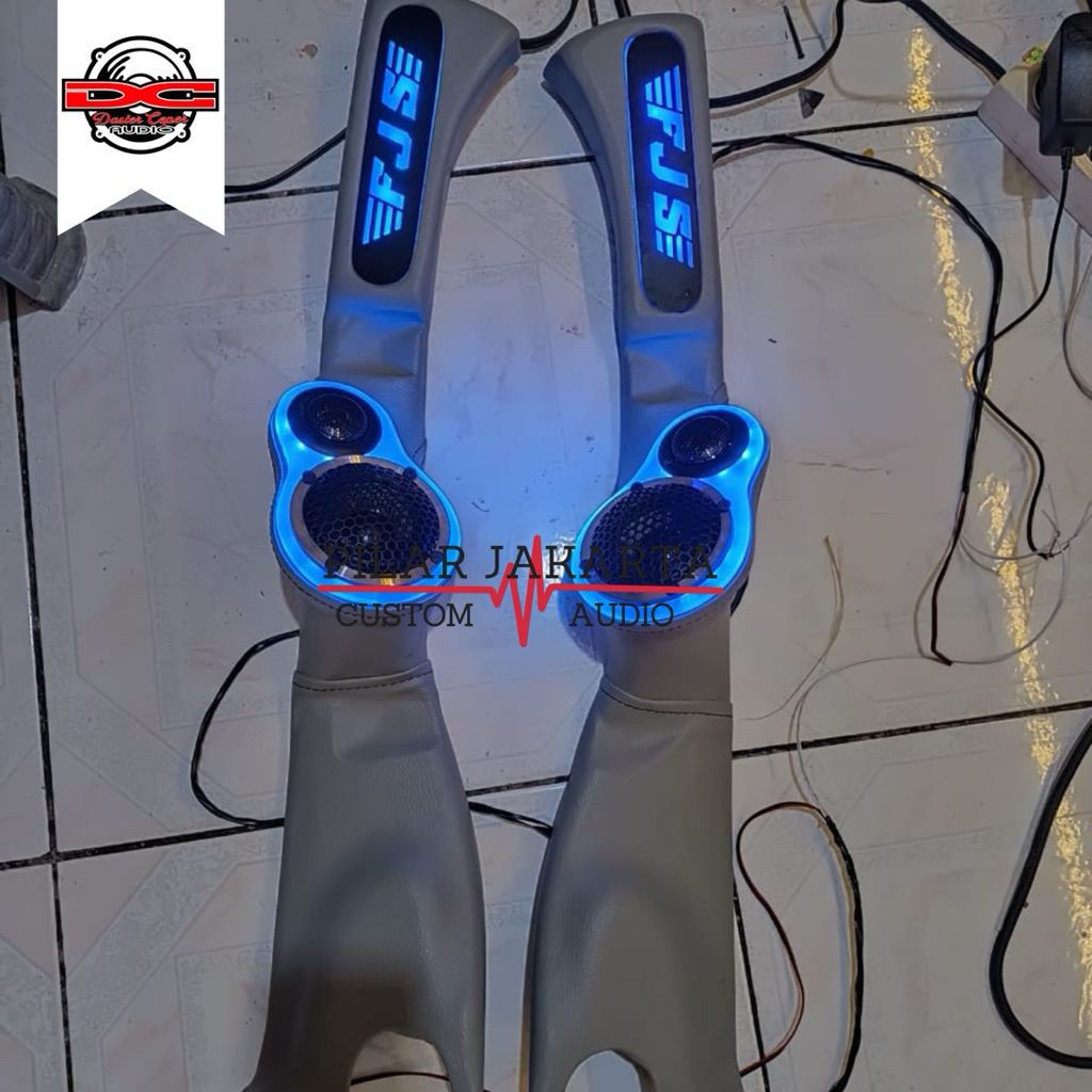 PILAR 3WAY TRUCK CANTER MITSUBISHI