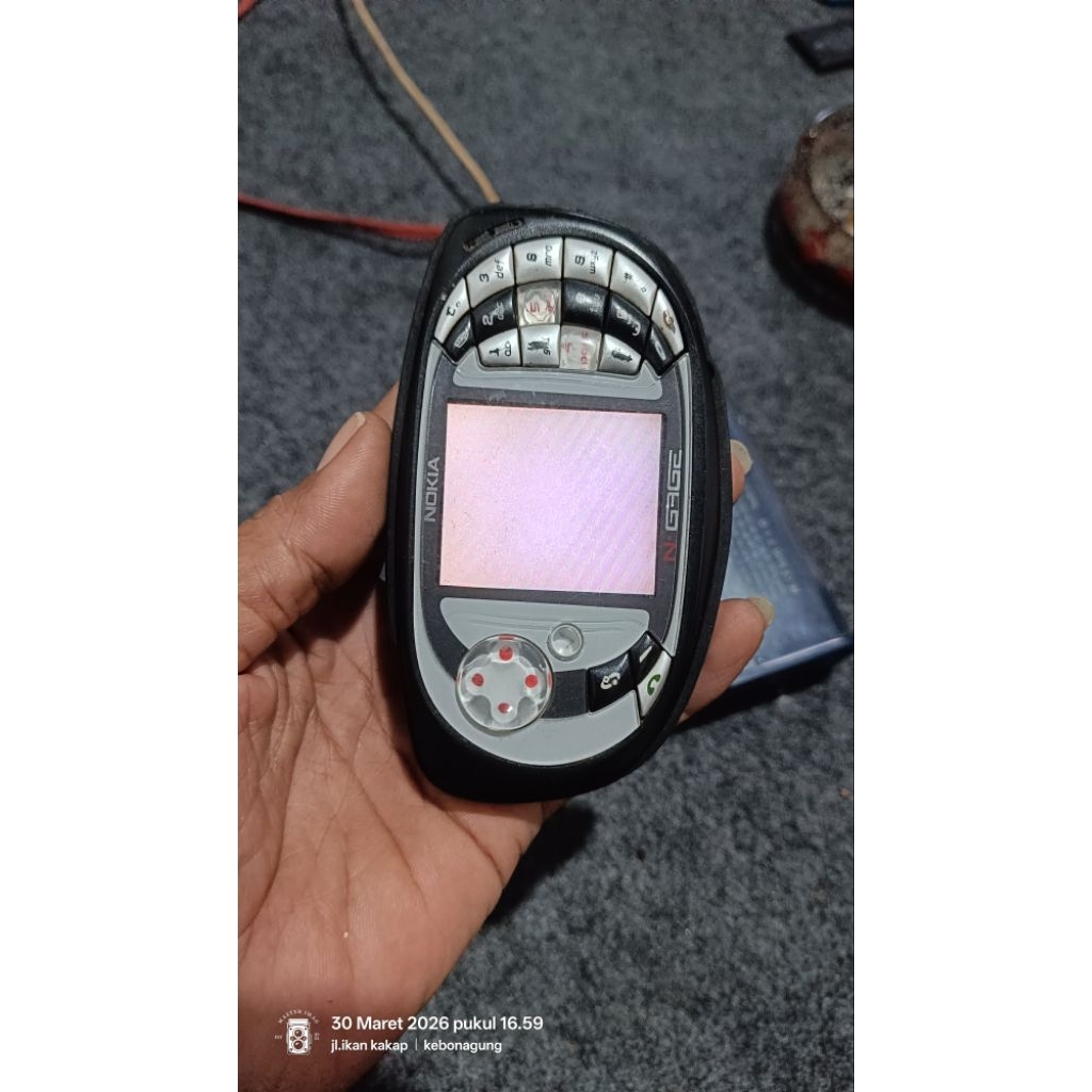 Nokia ngage QD Blang putih anggap saja bahan