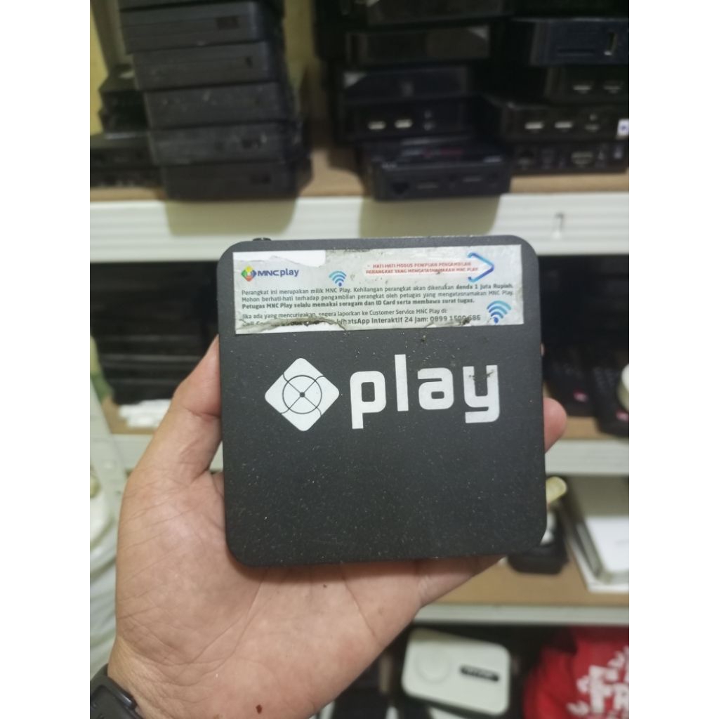 STB MNC PLAY HE2500