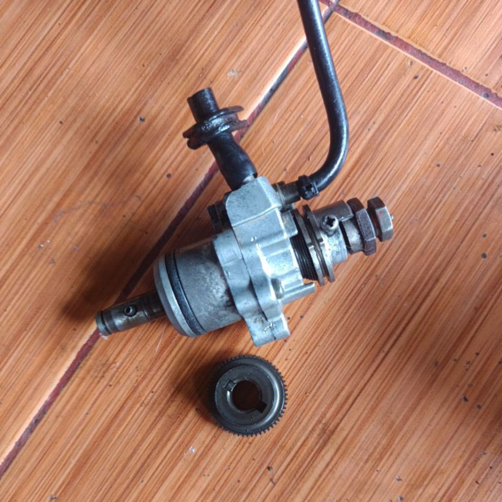 pompa oli samping fiz r