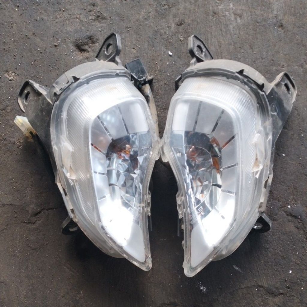 LAMPU SEN BELAKANG SCOOPY/2021/2024/ORGINAL COPOTAN.