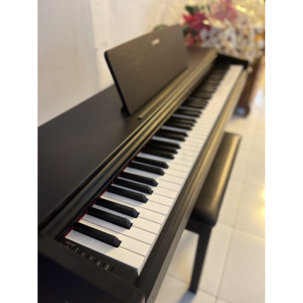 Piano Digital Yamaha Arius YDP-143 ( Second Istimewa )