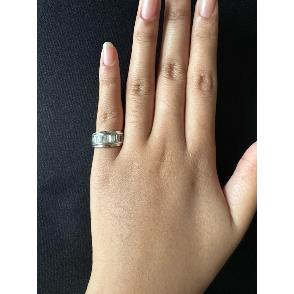 Unsigned Silvertone Baguette Ring