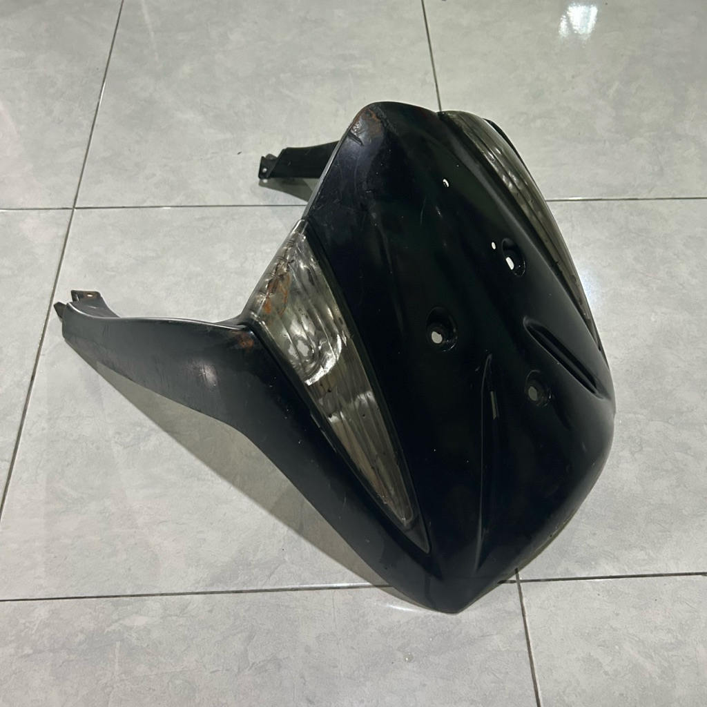 Panel Tameng Depan Spin 125 Original Copotan