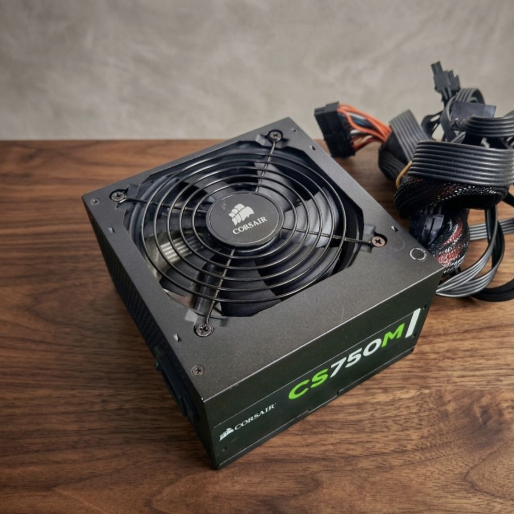 Corsair CS750M Power Supply