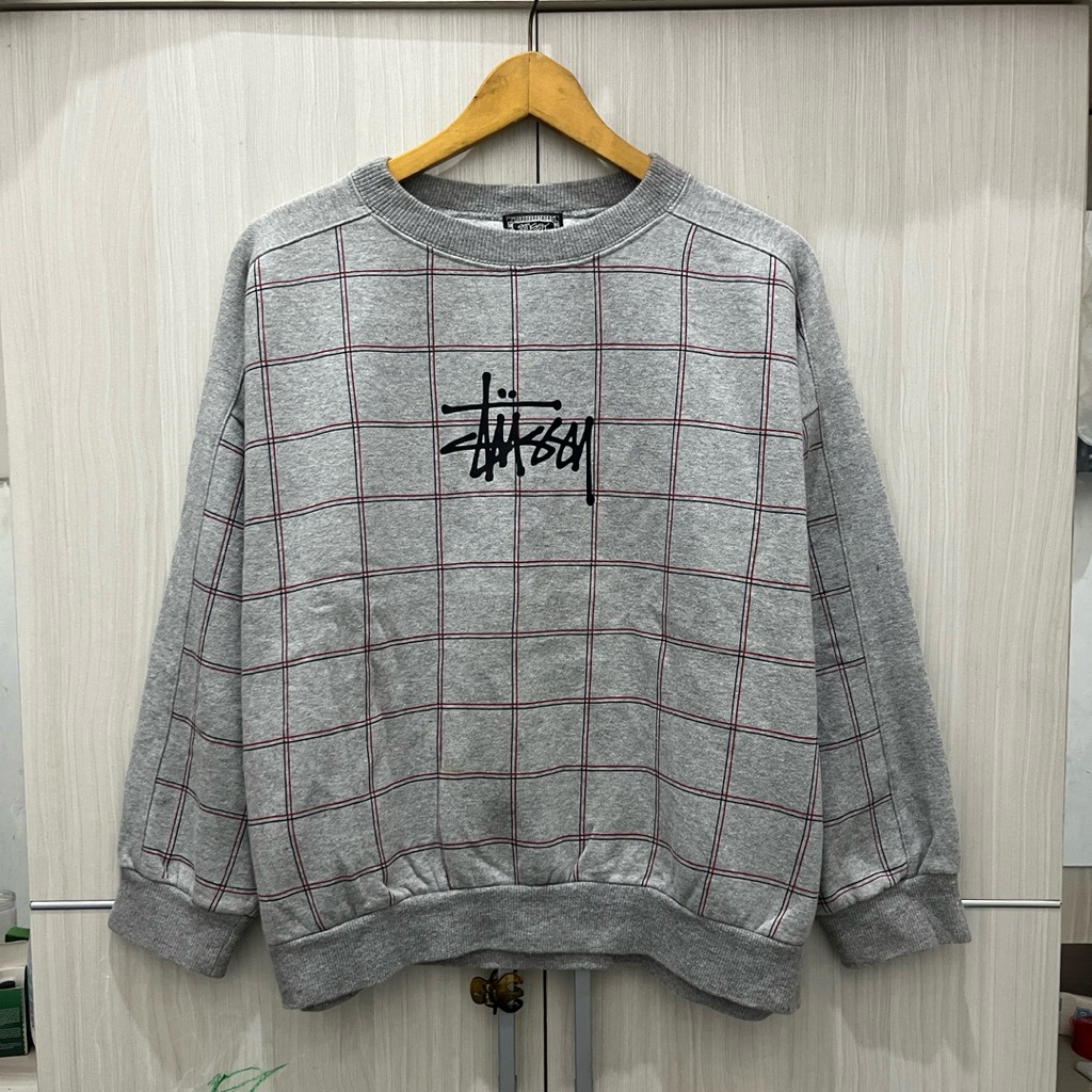 CREWNECK STUSSY
