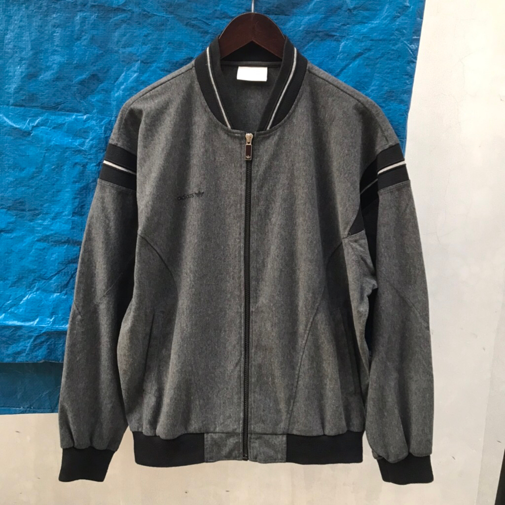 Jaket by Adidas Tracktop Vintage Jacket Black/Charcoal sz Large