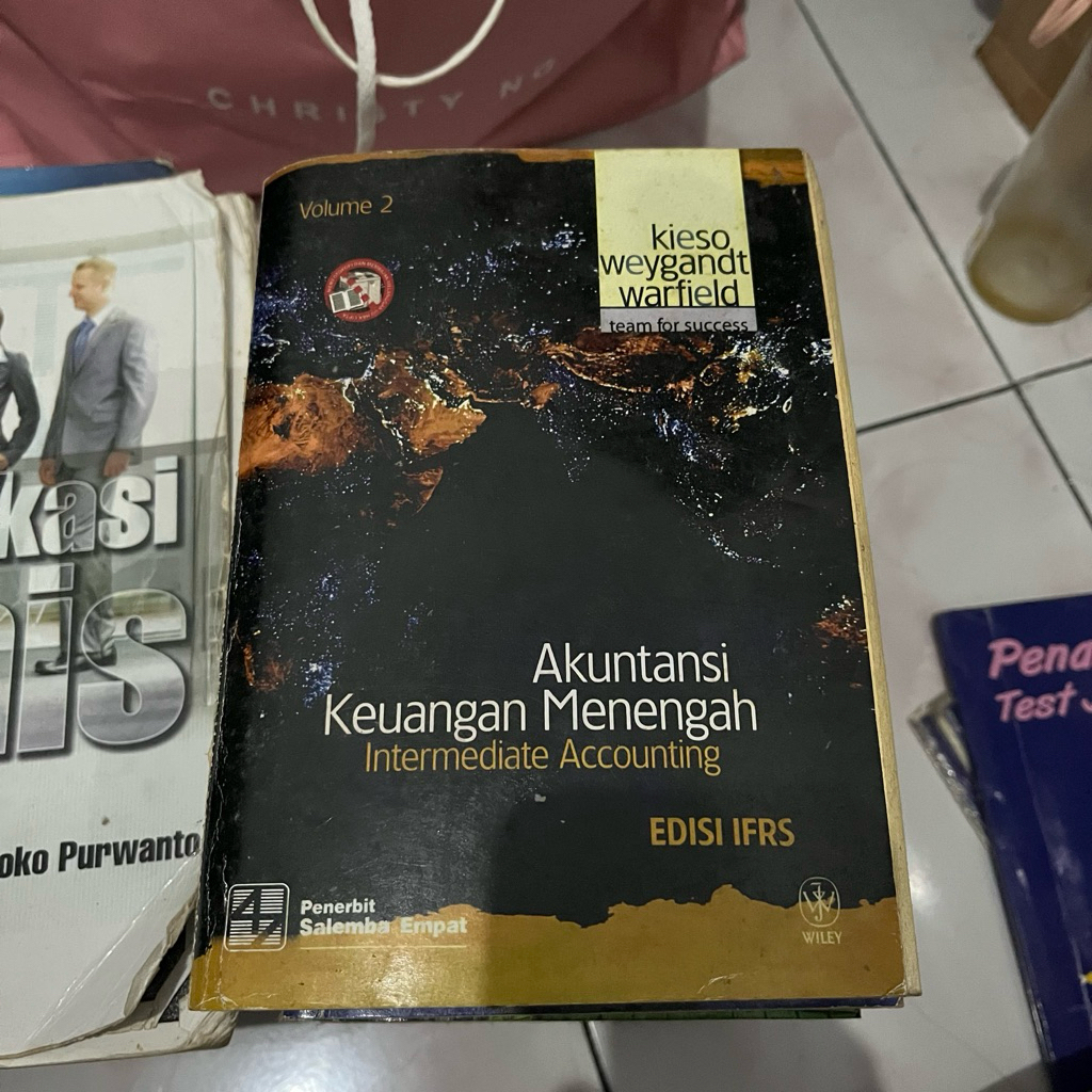 preloved buku akuntansi keuangan menengah edisi ifrs