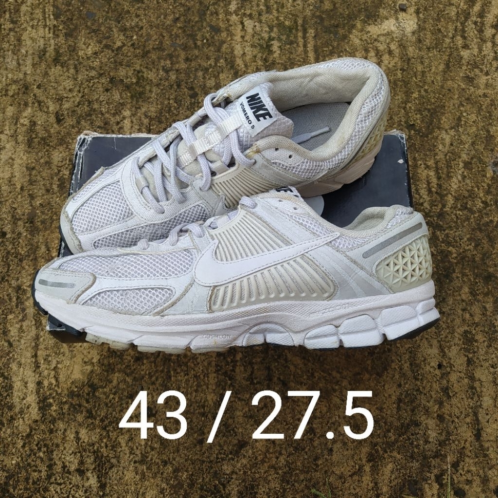 NIke Vomero 5 (second ori)