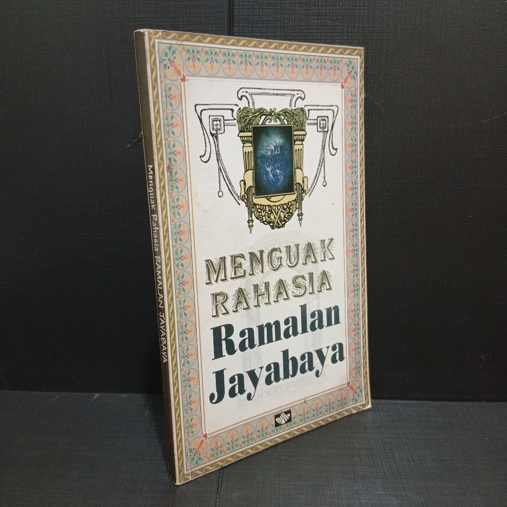 Menguak Rahasia Ramalan Jayabaya by D.Soesetro & Zein Al Arief (Original)