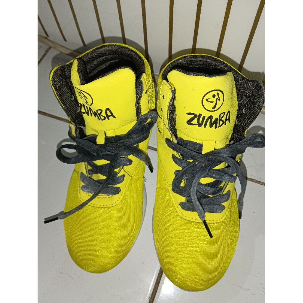 Preloved Sepatu Zumba (NEW)