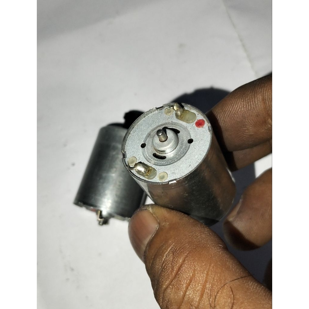 DINAMO MOTOR 12V BARANG BEKAS ORI