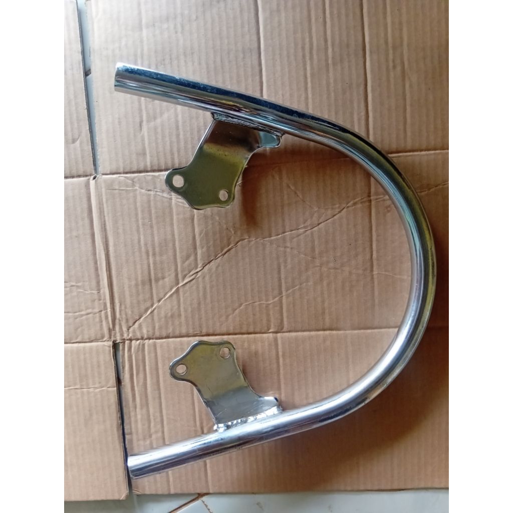 behel belakang honda scoopy karbu
