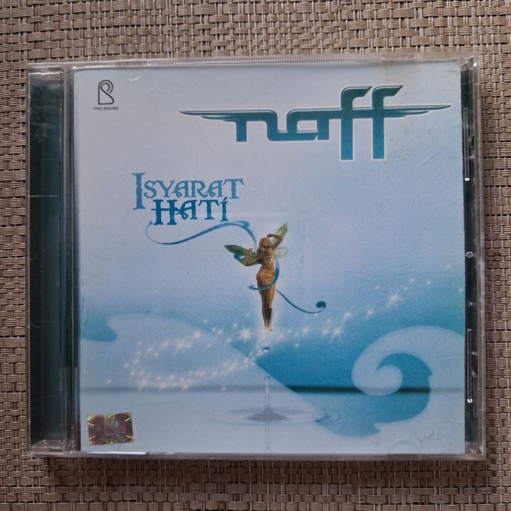 CD Naff - Isyarat Hati