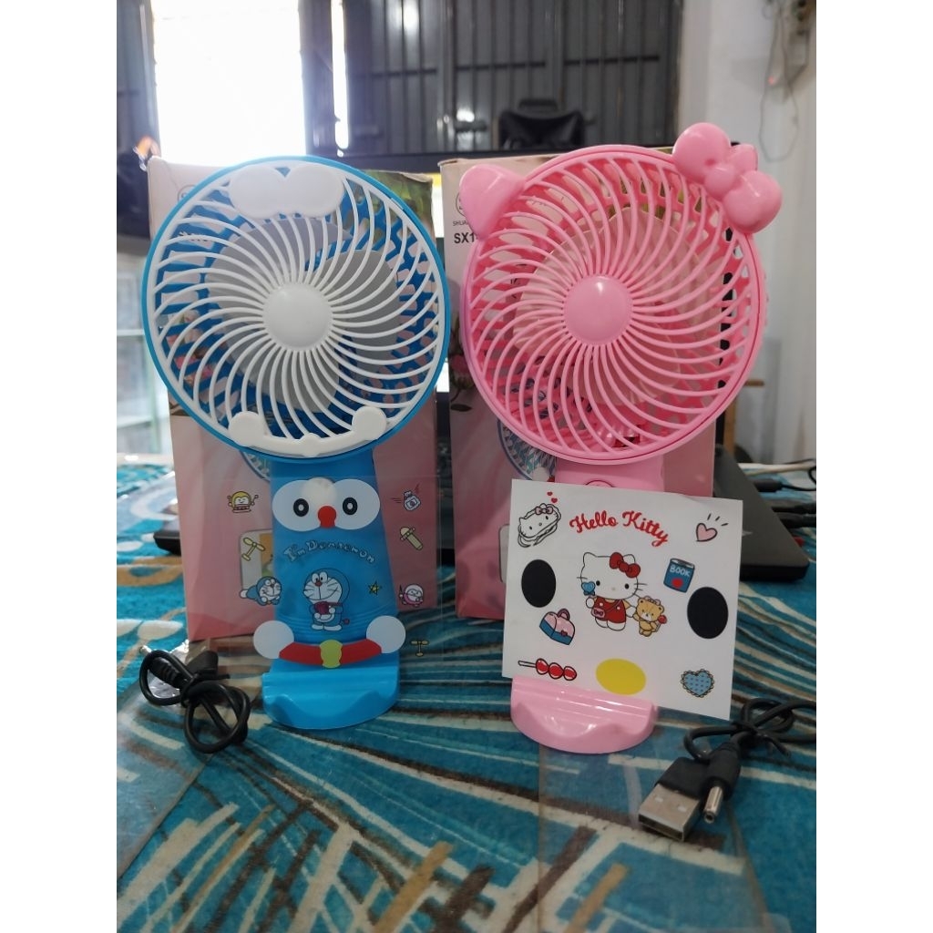 KIPAS KARAKTER LED kipas angin mini portable mini fan KIPAS TANGAN MINI KARAKTER LED