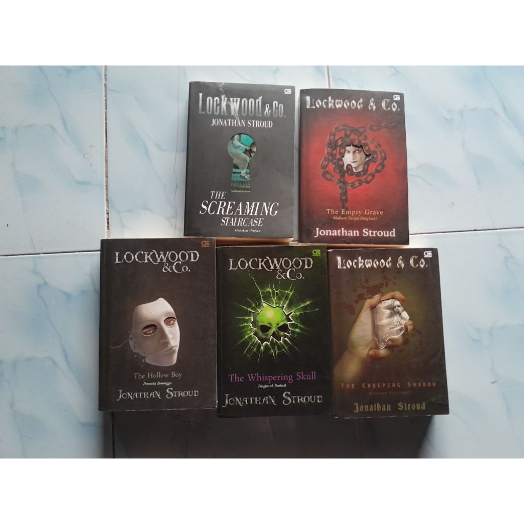 Lockwood and Co Series
