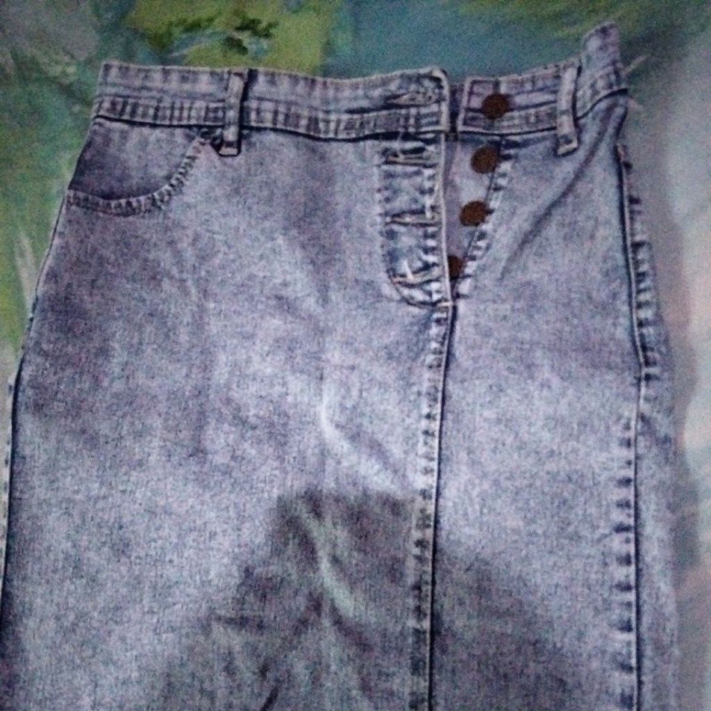 rok Levis