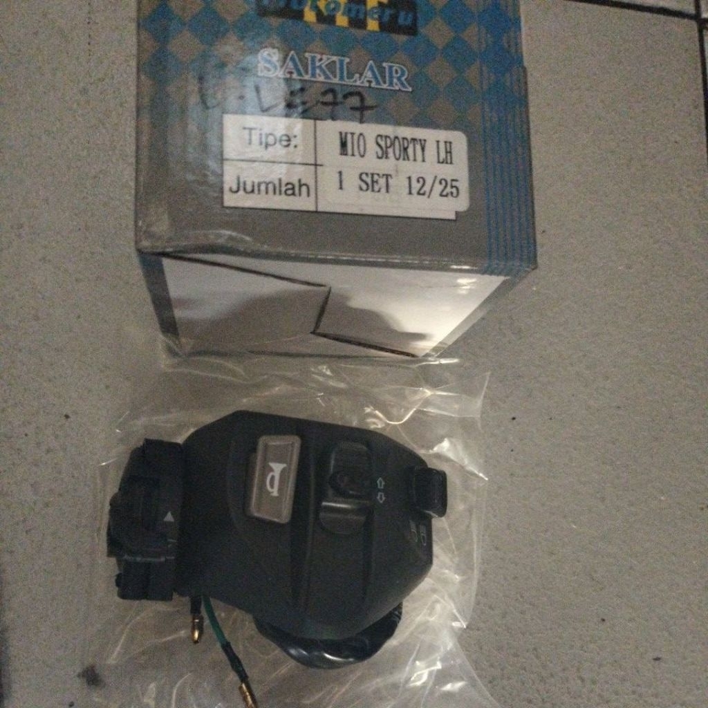 saklar lampu sein saklar holder saklar lampu kiri mio / jupiter mx / mio soul / mio j motomeru