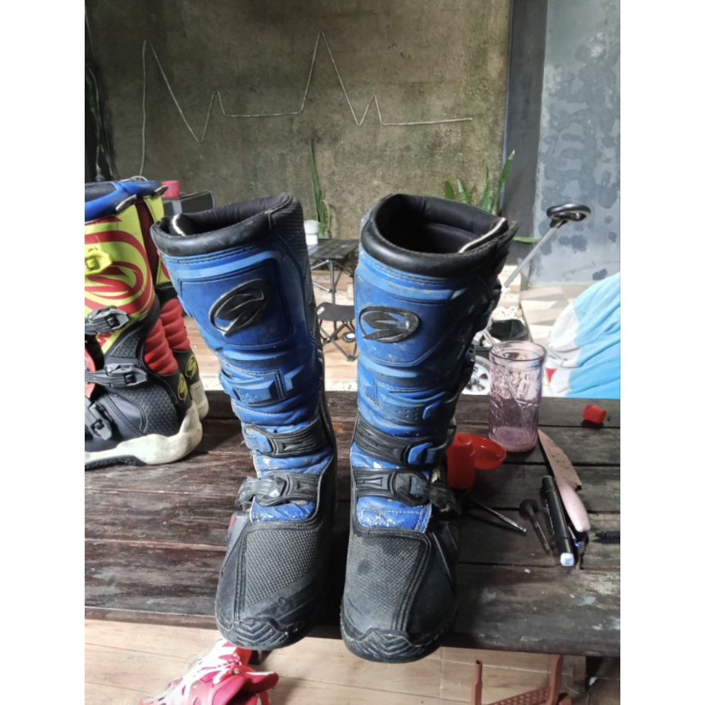 Sepatu Trail SND
