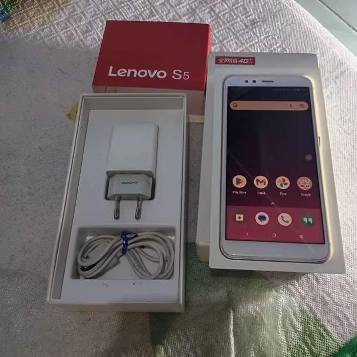 Lenovo S5 k520