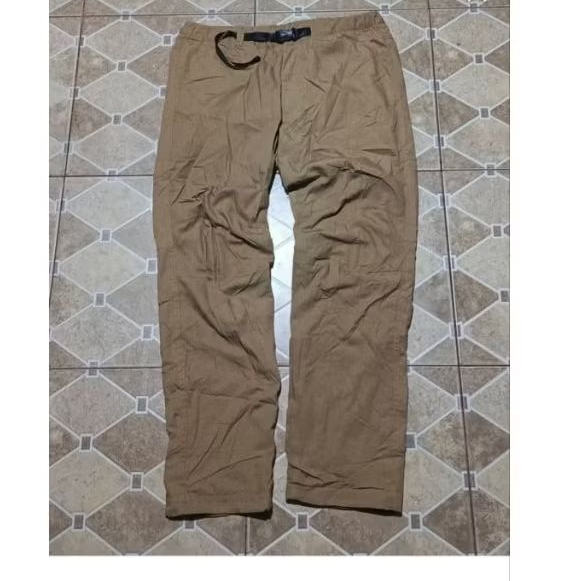 uniqlo utility pants