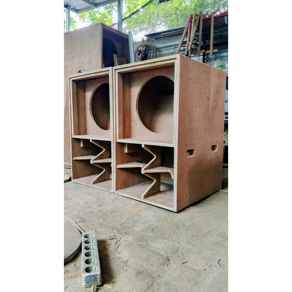 box speaker Cbs 15 inch cocok buat subwoofer
