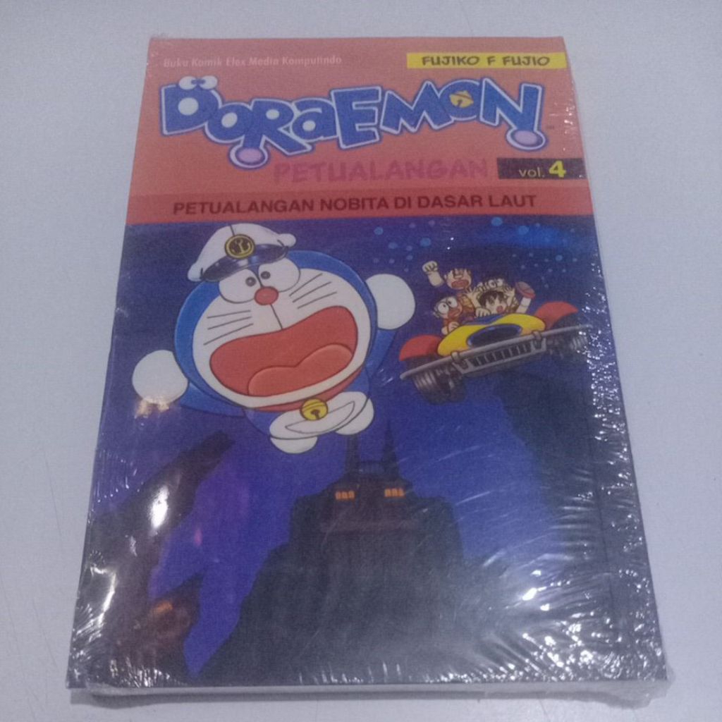 Komik Doraemon Petualangan 4