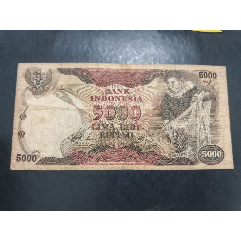 UANG KUNO 5000 RUPIAH PENJALA TAHUN 1975