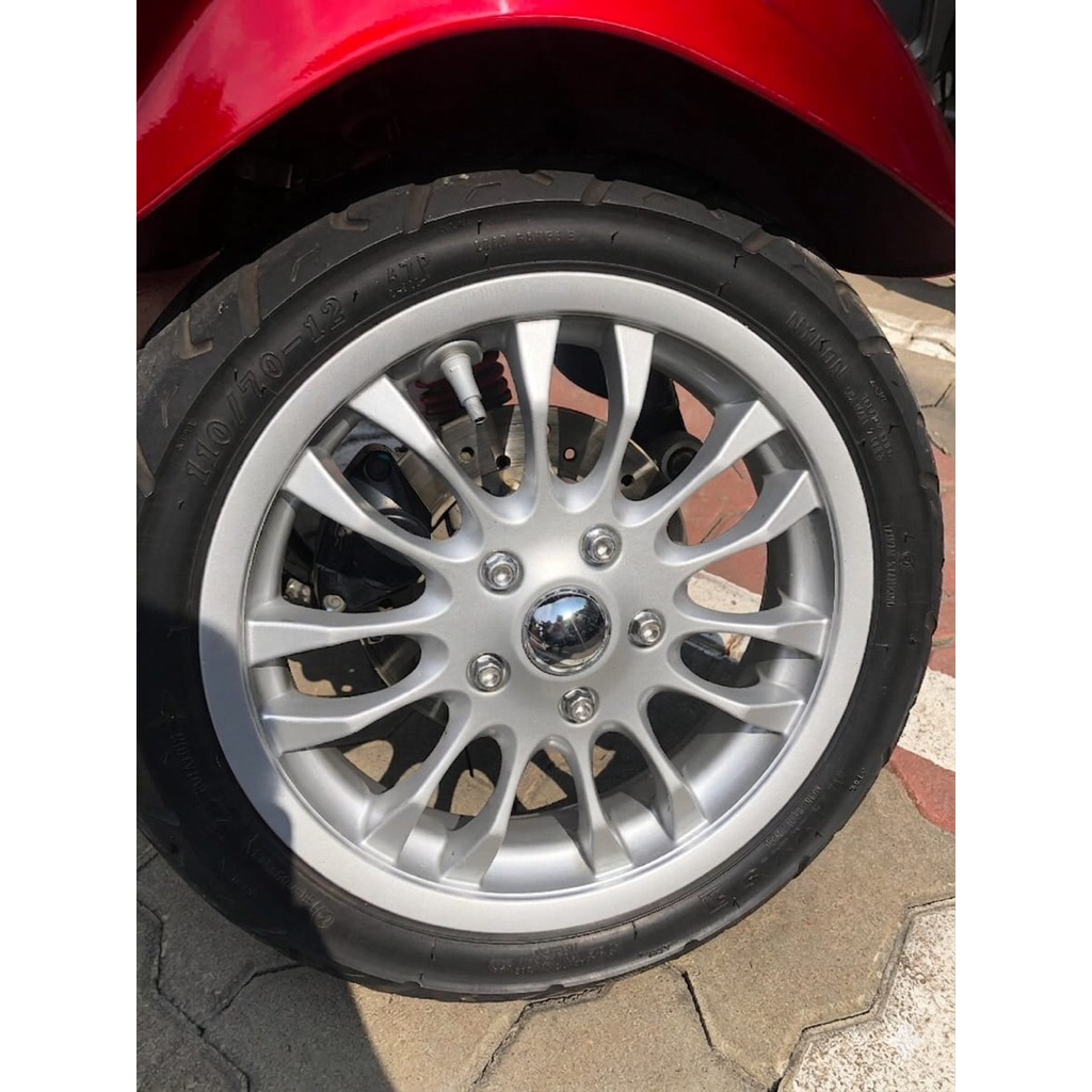 Vespa Sprint Velg R12