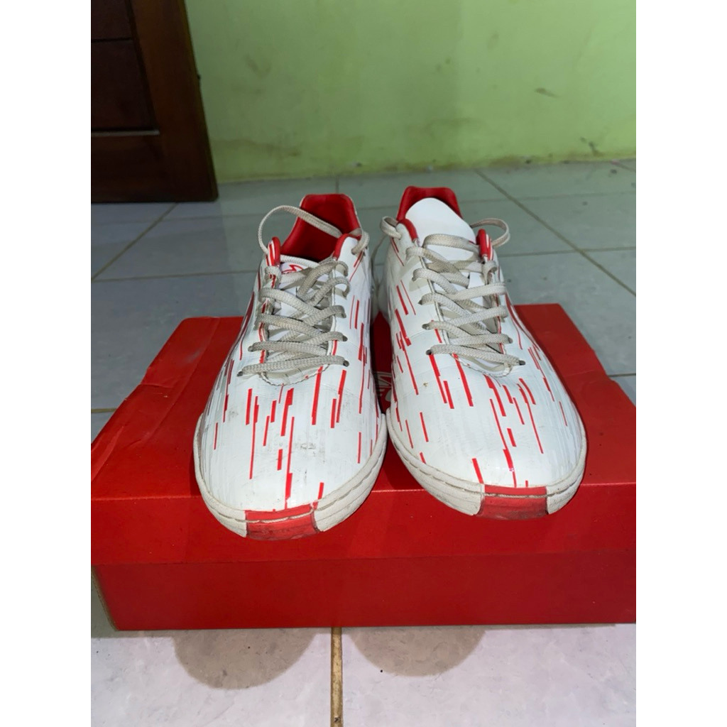 Sepatu Futsal Ls Reborn Emperor